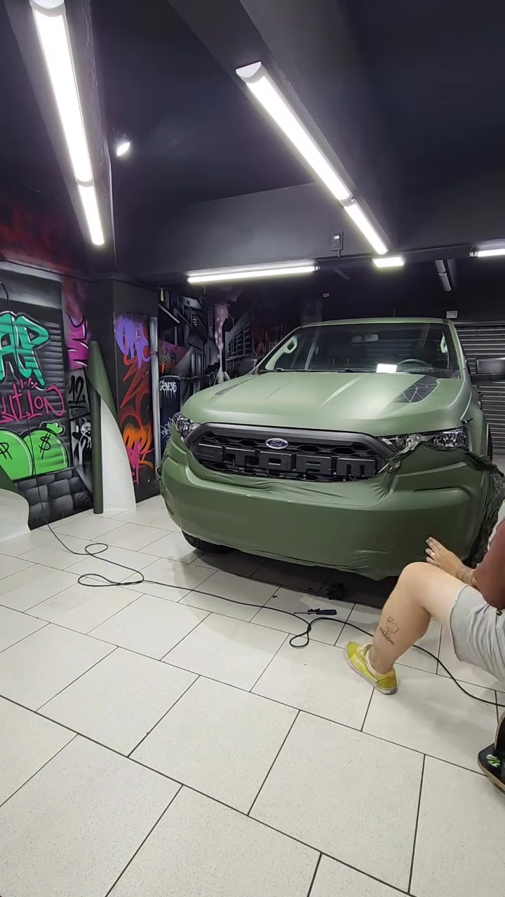 Ford Pickup — Olive Green · In Progress